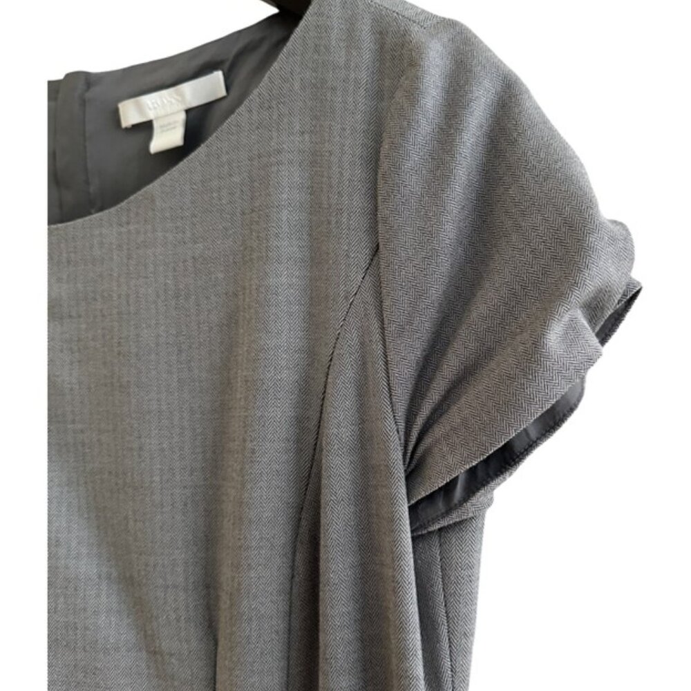 Hugo Boss Black and White Herringbone Wool Blend Dress - Size 6 - Picture 4 of 14